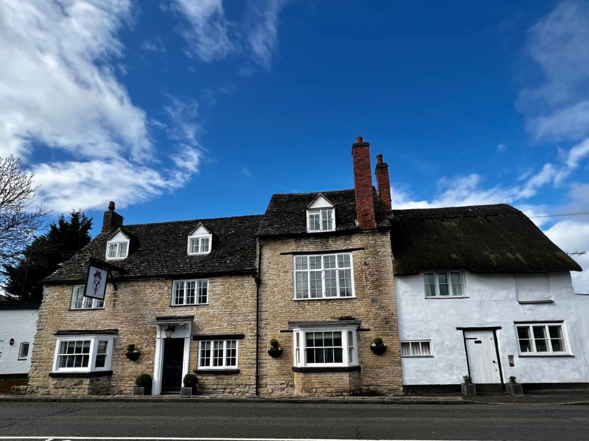 ホテル The Lion, Tredington シップストン・オン・ストゥール エクステリア 写真