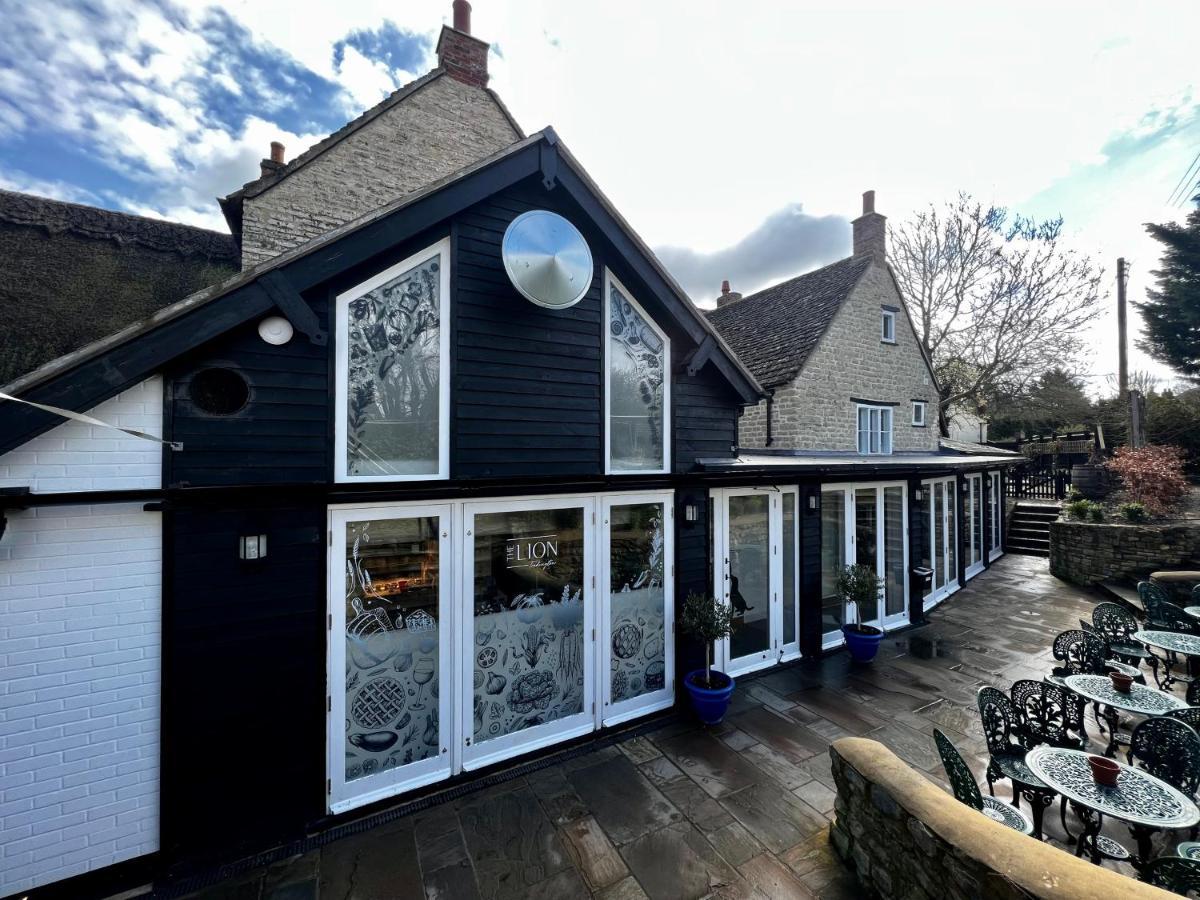 ホテル The Lion, Tredington シップストン・オン・ストゥール エクステリア 写真